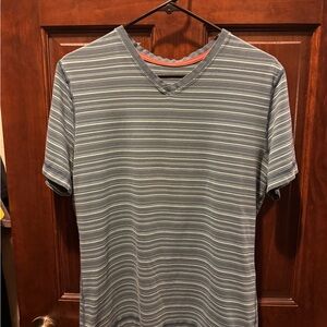 lululemon athletica Men's Gray Blue Striped V-Neck Tee